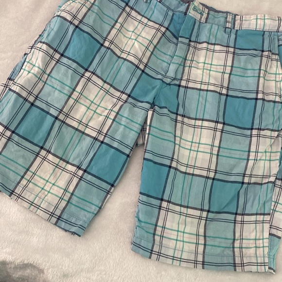 Sky blue and white plaid Merona shorts - Picture 4 of 17